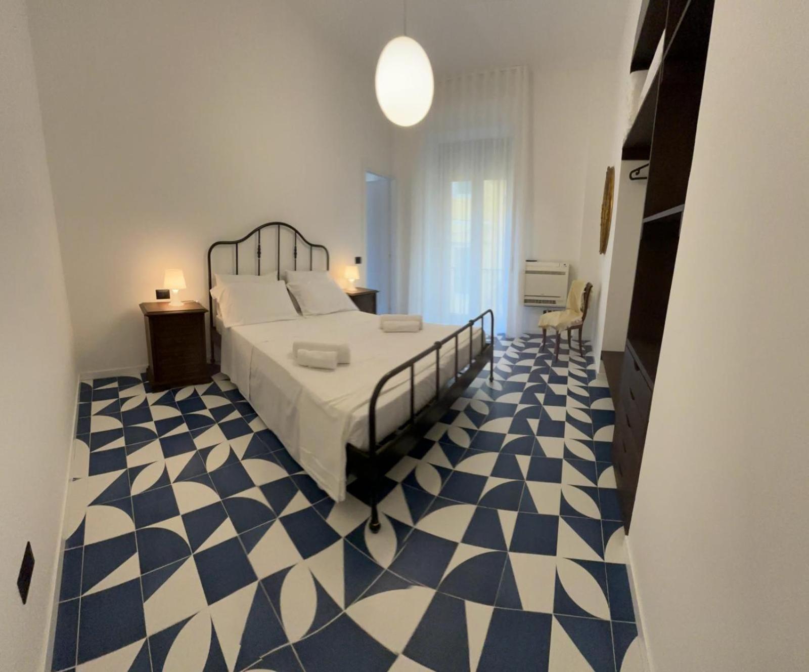C'Est La Vie Taormina Apartment Bagian luar foto
