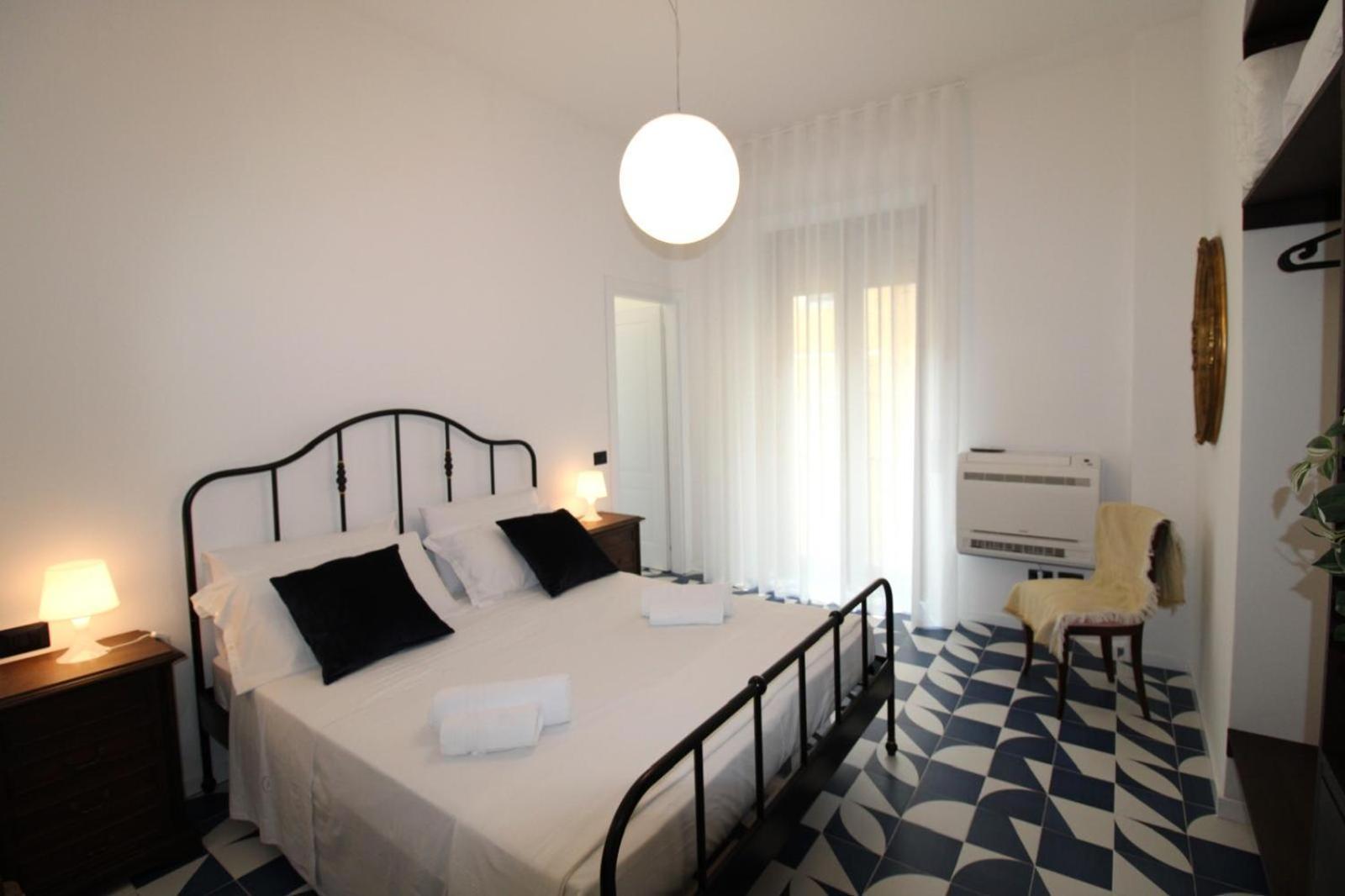 C'Est La Vie Taormina Apartment Bagian luar foto